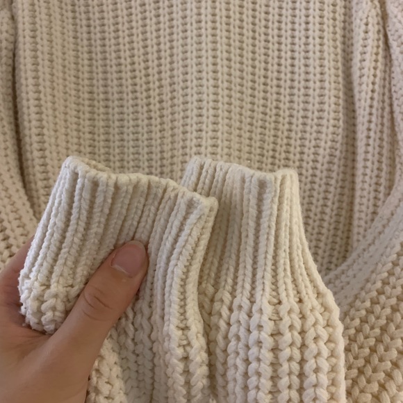 H&M High Low Knit Sweater in Ecru - Picture 3 of 4